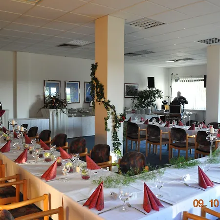 Otel Turmhotel 4*